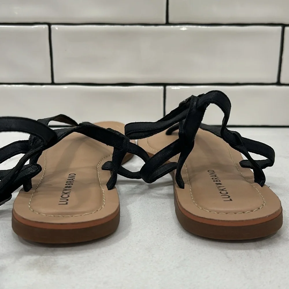 Lucky Brand Black Leather Bahlia Thong Strappy Buckle Sandal Size 10 NWOT